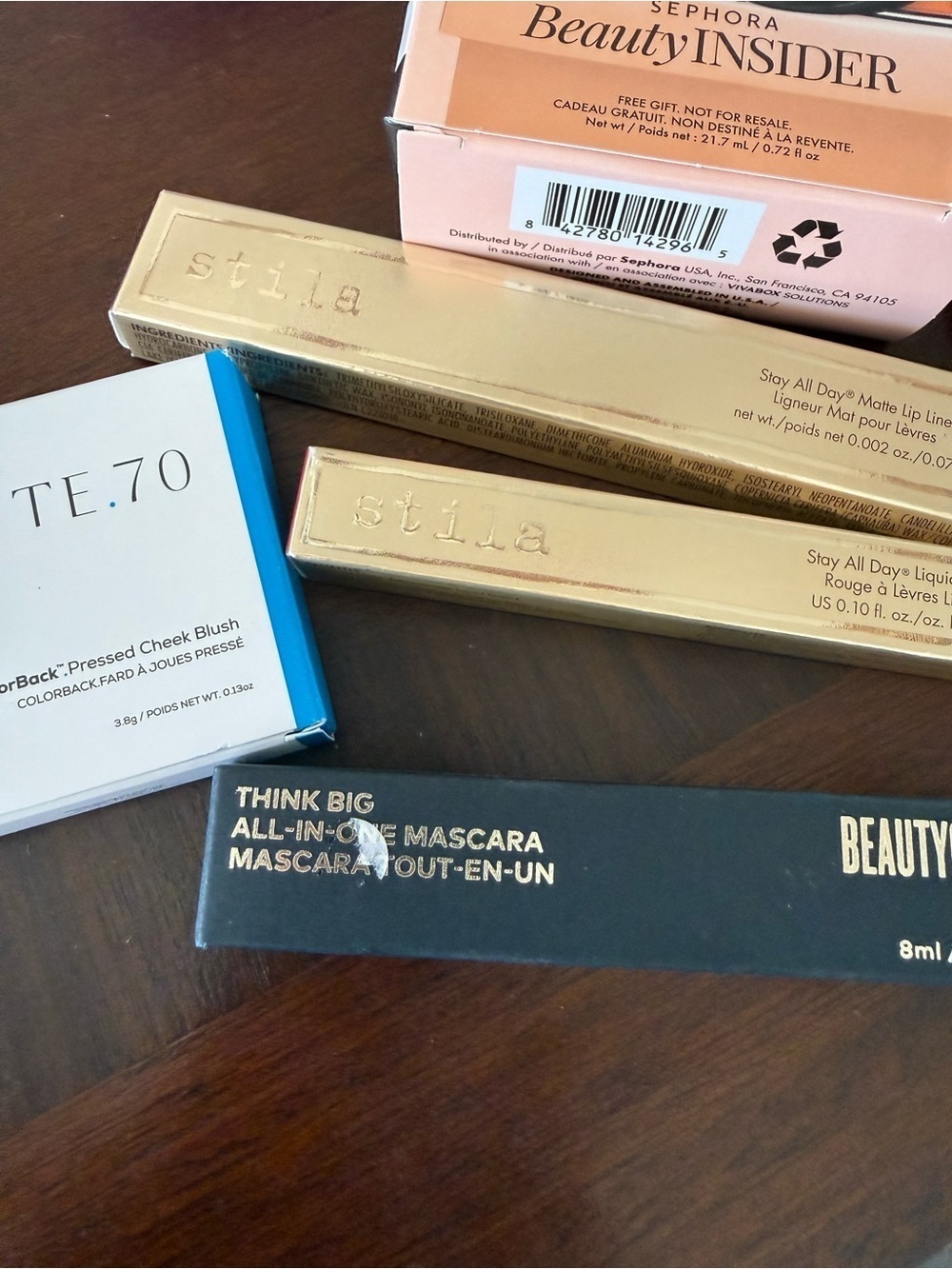 NWT makeup bundle - Picture 4 of 5